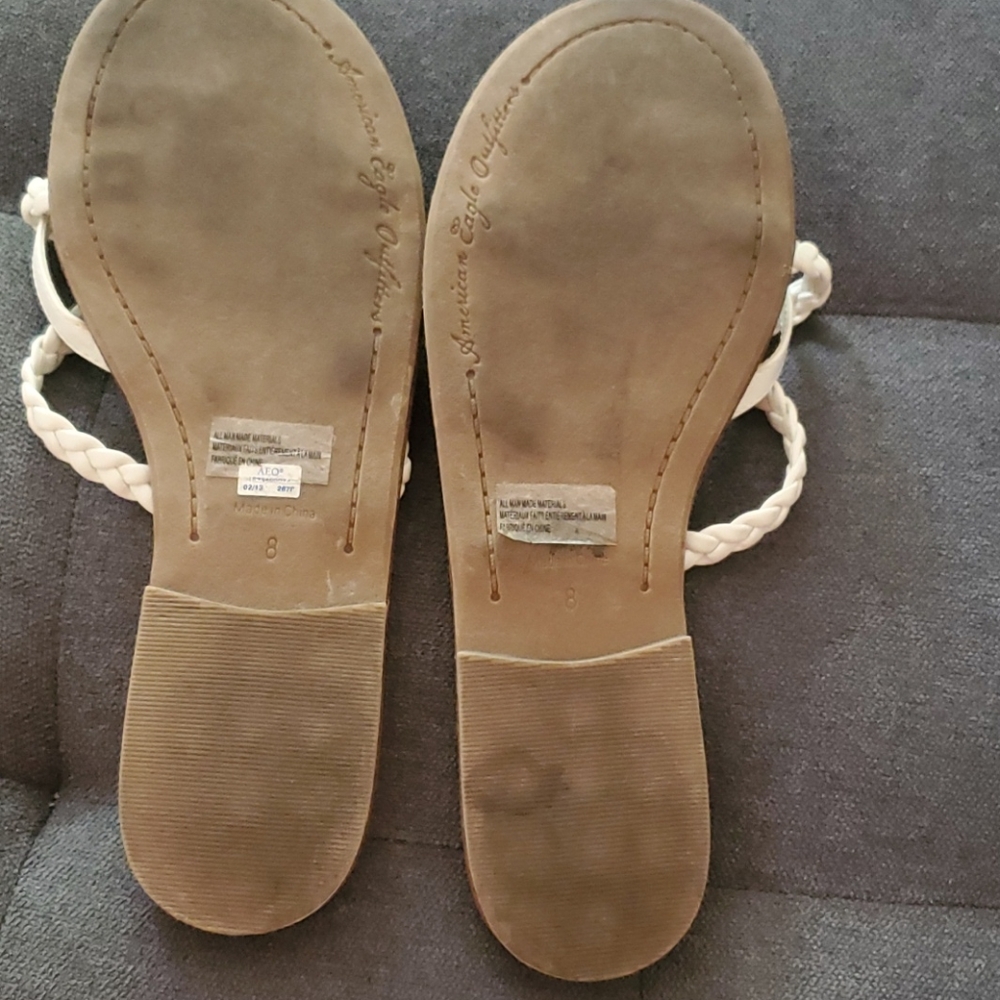 🛍American eagle sandals - Picture 2 of 2